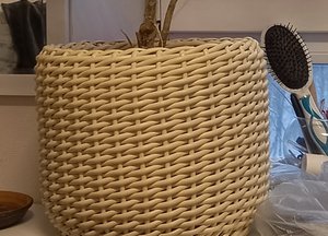 Кашпо из ротанга