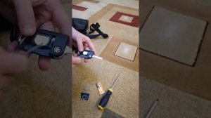 Замена батарейки в брелке тигуан 2
