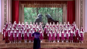 Хор Росинка "В сыром бору тропина"