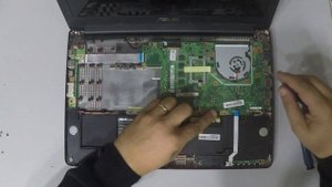 ASUS X502C Battery Replacement