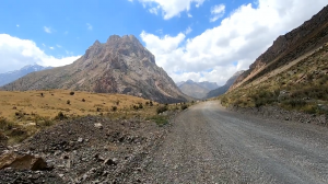Таджикистан. Пешком от Искандеркулья до села Сарытаг и далее. Водопады