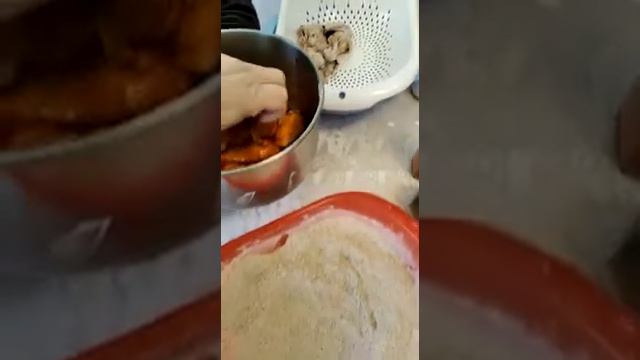 САЛАМ С ЧЕЧНИ! ВСЕМ ВСЕХ БЛАГ! ГОТОВИМ ДЛЯ ВНУКОВ!НАГГЕТСЫ!ВКУСНО! ДОСТУПНО! ГОТОВЬТЕ! смотреть онлайн