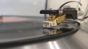 Empire 4000 D/III L.A.C. on Denon PCL-3 headshell working video
