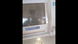 Можно ли снять наличные с карты мир Сбербанк ,в Казахстане