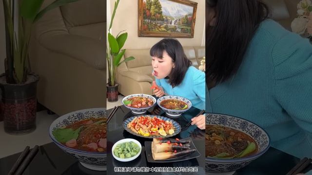 I secretly hide the roast chicken! But was found and eaten by a smart husband смотреть онлайн