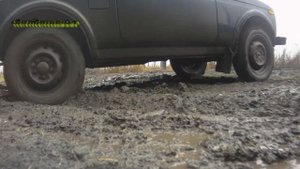НИВА тест И-511 в легкой грязи. Выходной НИВА-вода.