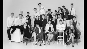 Выпускники 11 "Б" 32 школы. Уссурийск, 2023