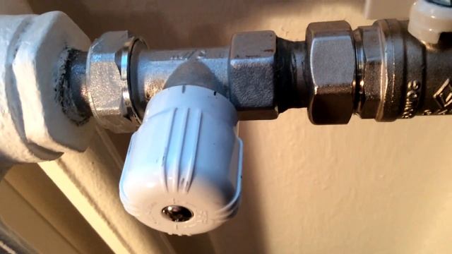 Жарко как в Африке!? Как регулировать чугунные радиаторы? Батареи и вентиль Far 1350 FV в квартире смотреть онлайн