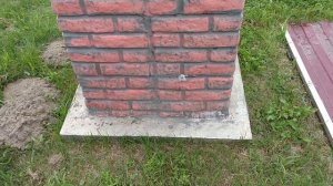 чем покрасить бетонный столб забора