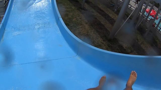 Big Banana Water Slide at Europark Tbilisi смотреть онлайн