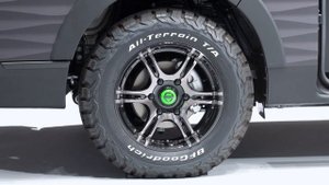 ( 4K ) Nissan NV350 Caravan Office Pod Concept