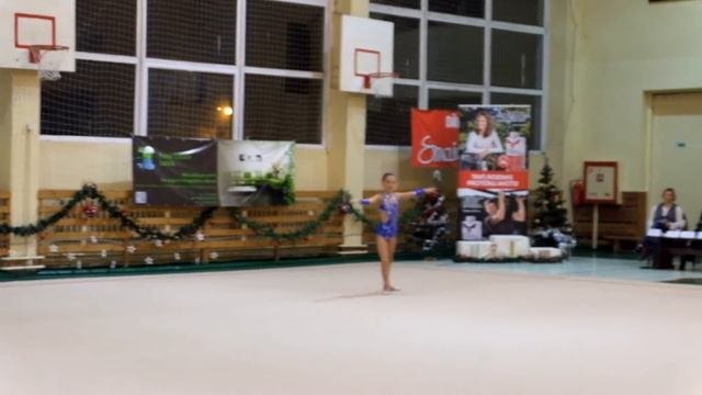 Екатерина Попова (2005). "Ziemassvētku prieki 2015" Упражнение без предмета смотреть онлайн