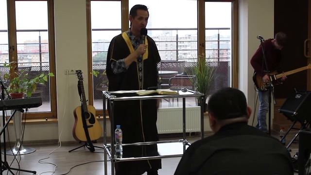 Целуйте ноги Иисуса. Брат Роман. Москва, сентябрь 2017 смотреть онлайн