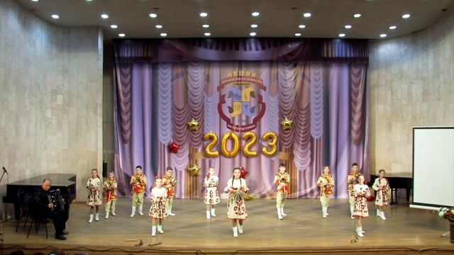 "Погоня" из к:ф "Неуловимые мстители"