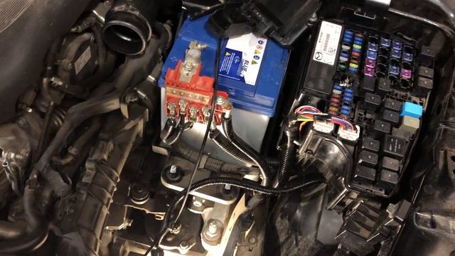 Mazda СХ-5 горит I-STOP. НЕ РАБОТАЮТ: свечи накала, магнитола, парктроник, датчик света. смотреть онлайн