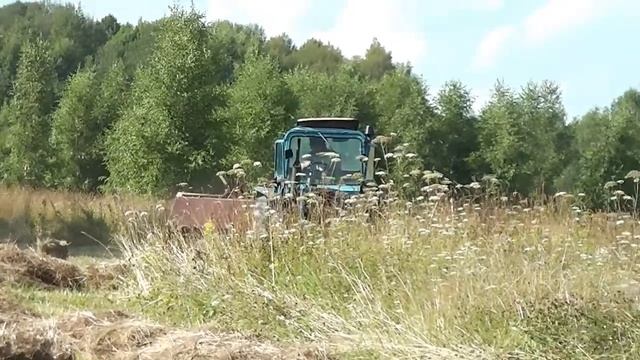 Прессуем сено прессом "КИРГИСТАН". смотреть онлайн