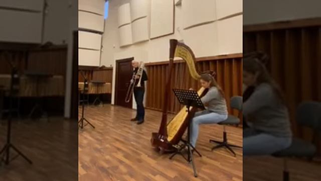 Music by Larisa Sanzhieva, соmposition for bass-trombone and harp, исп-т В.Томсон, В.Лемишенко смотреть онлайн