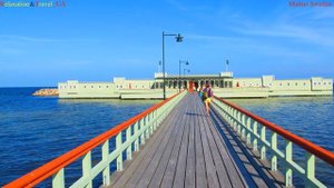 Мальмё - город на юге Швеции, крупный порт и важный культурный центр страны.