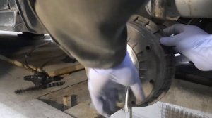 Как снять задний тормозной барабан ваз 2112 2110???