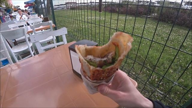 Super Mario – уличная еда в Стамбуле для русских. Лучшая скумбрия в лаваше смотреть онлайн