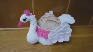 😍НЕВЕРОЯТНАЯ ПЕРЕРАБОТКА_💥Изготовление корзины для хлеба с лебедем_💕 игрушка