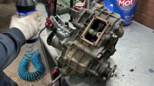 Испытание Тихой раздатки Нива с механизмом отключения переднего моста. Серия1. Заливаем чистое масло