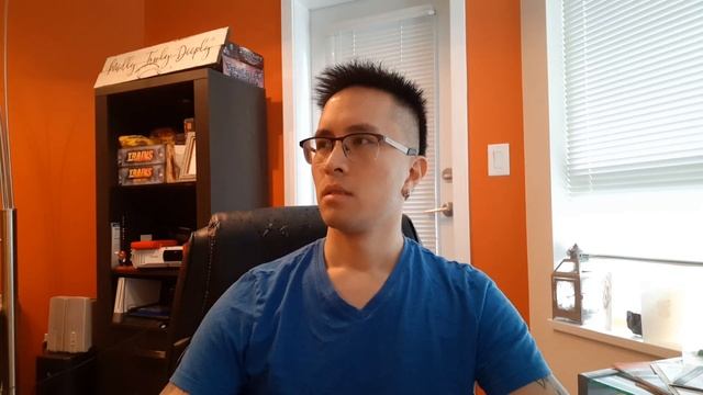 Junior Software Developer VS Senior Software Developer (Parody)