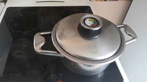 Правильная пшённая каша с изюмом