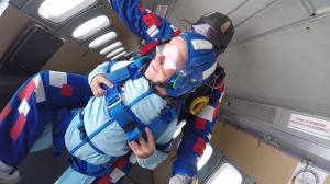 9 лет 4000 метров прыжок  с парашютом GoPro