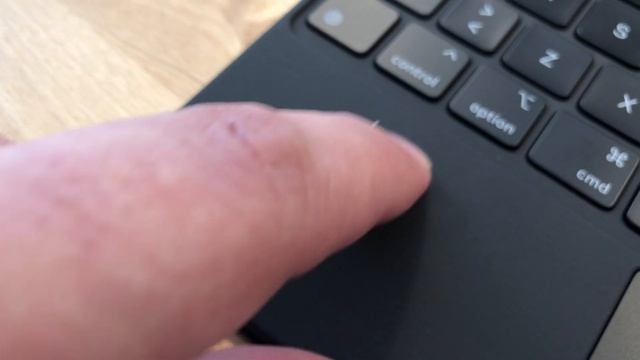 iPad Magic keyboard defect смотреть онлайн