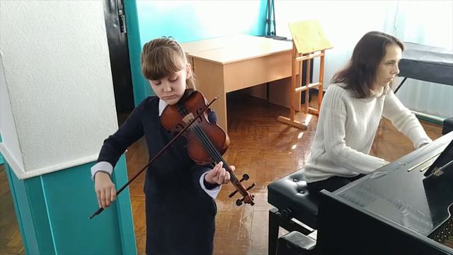 Іллюк Поліна Олексіївна, скрипка, молодша вікова категорія