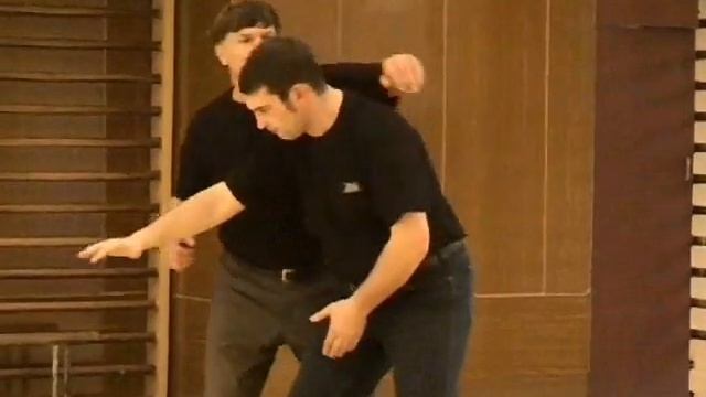 Прикладное боевое самбо. Уход с линии атаки. 1 смотреть онлайн