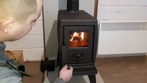 Как я отапливаю гараж за 50 рублей в день ! Печь Plamen TRENK отзыв после 2 лет использованию !