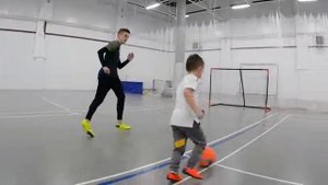 3 ПРОСТЫХ ФИНТА ДЛЯ ДЕТЕЙ ОБУЧЕНИЕ   ФУТБОЛ ФРИСТАЙЛ