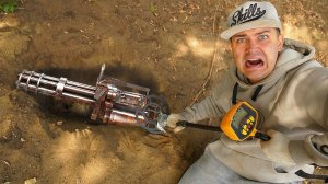 Эту гигантскую жуткую находку мы нашли под землей с помощью металлоискателя!