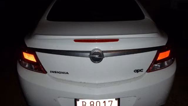 Opel Insignia OPC смотреть онлайн