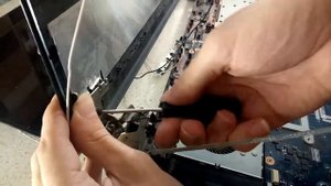 Как ЗАМЕНИТЬ КРЫШКУ МАТРИЦЫ НОУТБУКА? ремонт за 5 минут