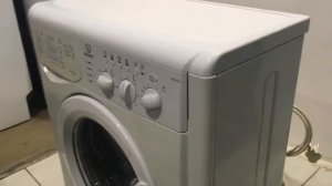 Стиральная машина Indesit WIUL 103