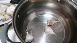 Быстрая чистка чеснока