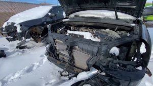 Разборка авто в Канаде. Гуляем по авто разборке, прицениваемся к пожилому автопрому