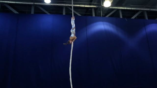 Школа воздушной гимнастики Airdancemoscow смотреть онлайн