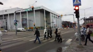 Как дойти до автобусной остановки, чтоб доехать до больницы от отелей.