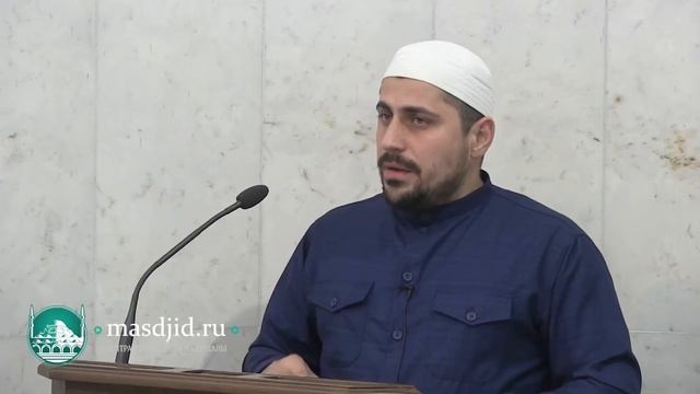 Чему необходимо уделить внимание, во время совершения коллективного намаза? смотреть онлайн