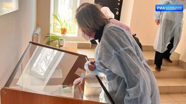 Ресбольница популяризирует медицинские профессии среди школьников