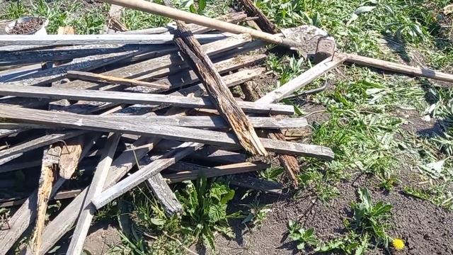 Ремонт забора/Почему поругались с соседом/Посадила цветы/На даче появимся не скоро. смотреть онлайн