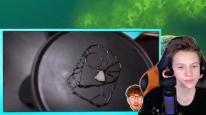 ВЛАД А4 Рисунки из БЛИНОВ Челлендж ! Кто Лучше НАРИСУЕТ КАРТИНКУ РЕАКЦИЯ НА А4