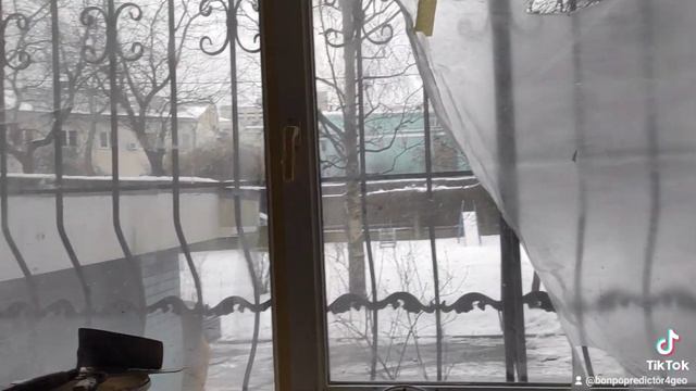 ЗАДЕЛКА ШТРОБ на потолке.
