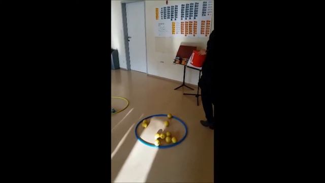 Урок 1. Игра "Ягода-малинка" смотреть онлайн