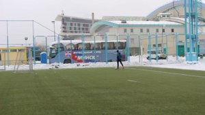 Где и как тренироваться зимой по футболу?