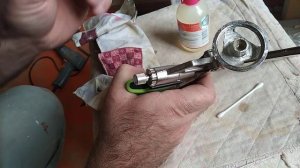 Чистка пистолета для пены необычным способом